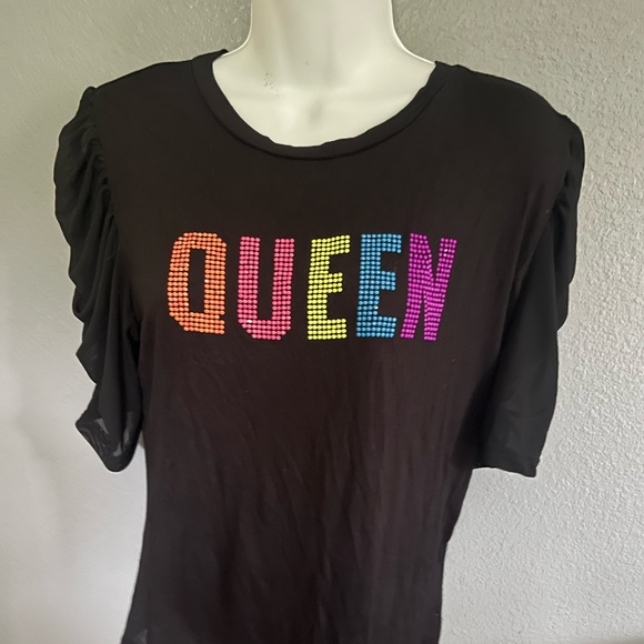 Brand new top size medium - Picture 3 of 3